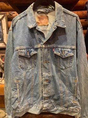 1. Vintage Levis Denim Trucker Jacket, Large
