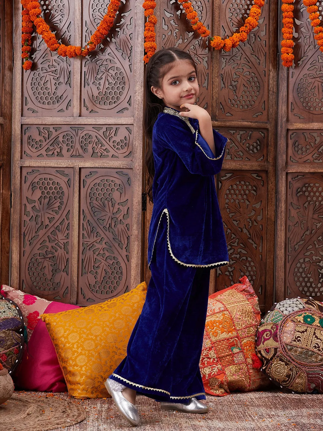 Girls Yoke Design Mandarin Collar Regular Gotta Patti Velvet Kurta With Salwar