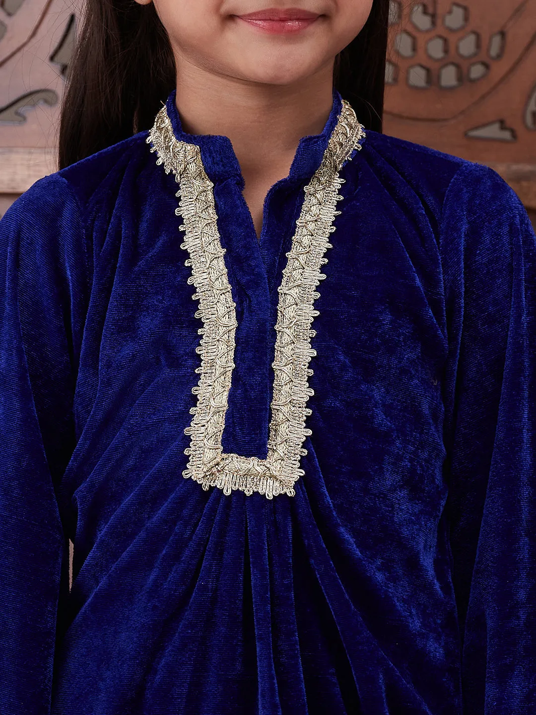 Girls Yoke Design Mandarin Collar Regular Gotta Patti Velvet Kurta With Salwar