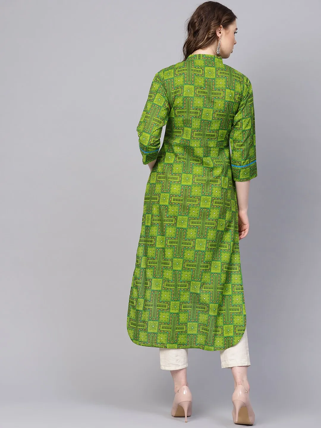 Green Geometric Printed With Closed Collar And Side Placket