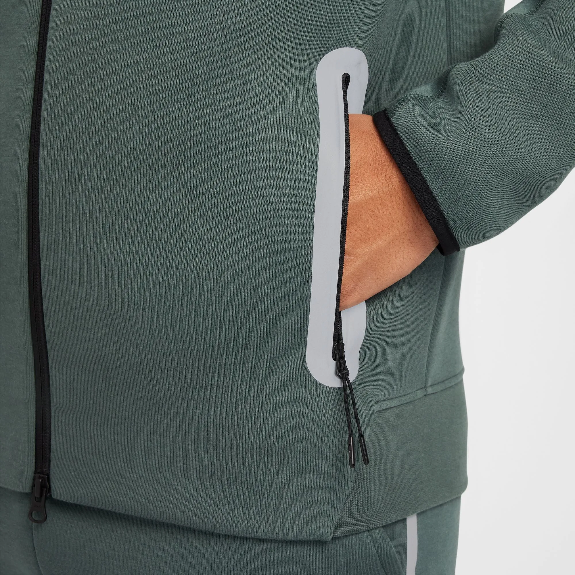 Nike - Tech Windrunner Full-Zip Jacket ~ Vintage Green