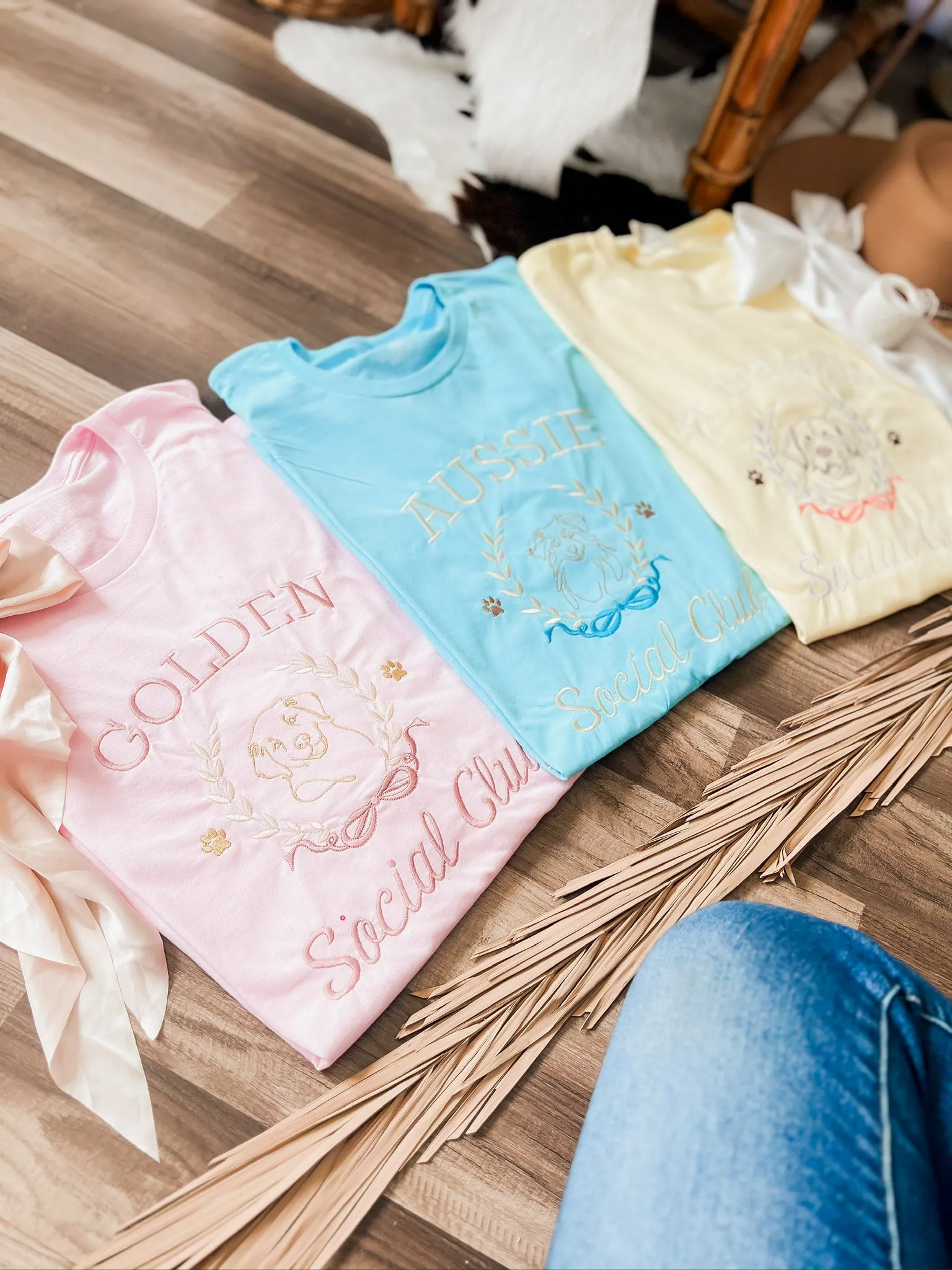 Social Dog Club| CUSTOM SWEATSHIRT